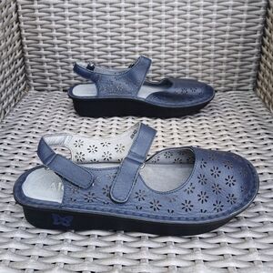 Alegria Mary Jane Sandals